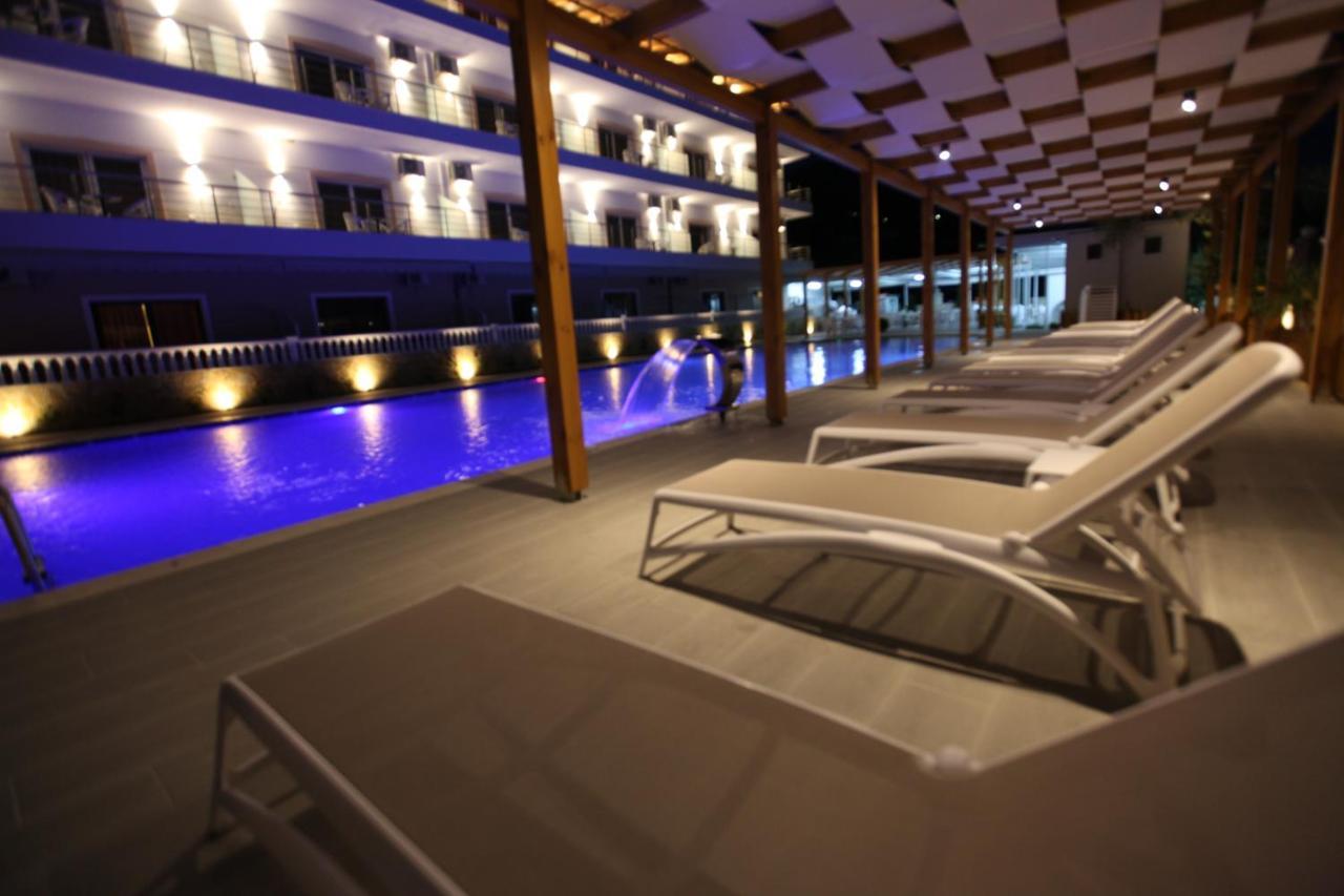 Hotel Riviera بورش المظهر الخارجي الصورة