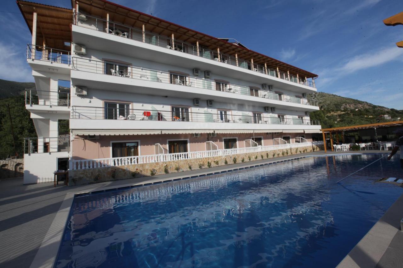 Hotel Riviera بورش المظهر الخارجي الصورة
