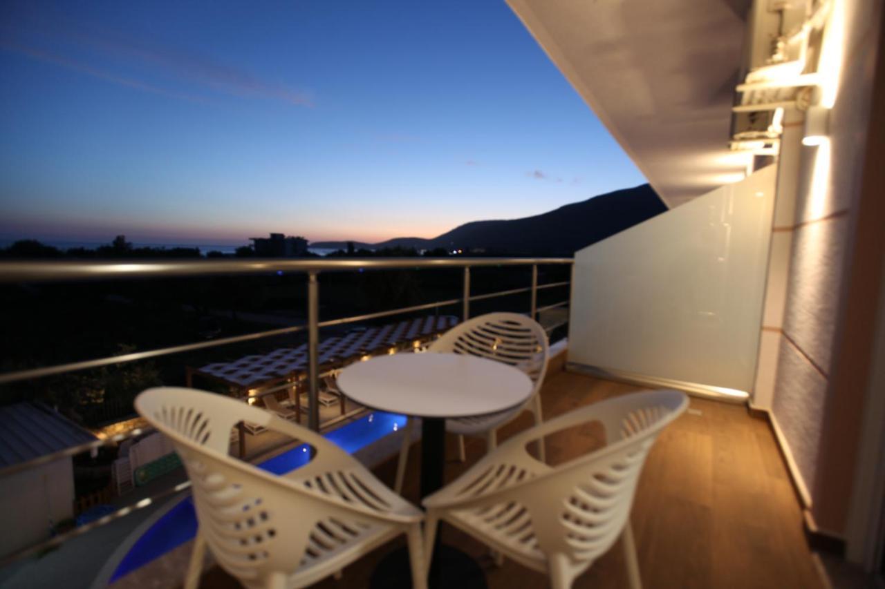 Hotel Riviera بورش المظهر الخارجي الصورة
