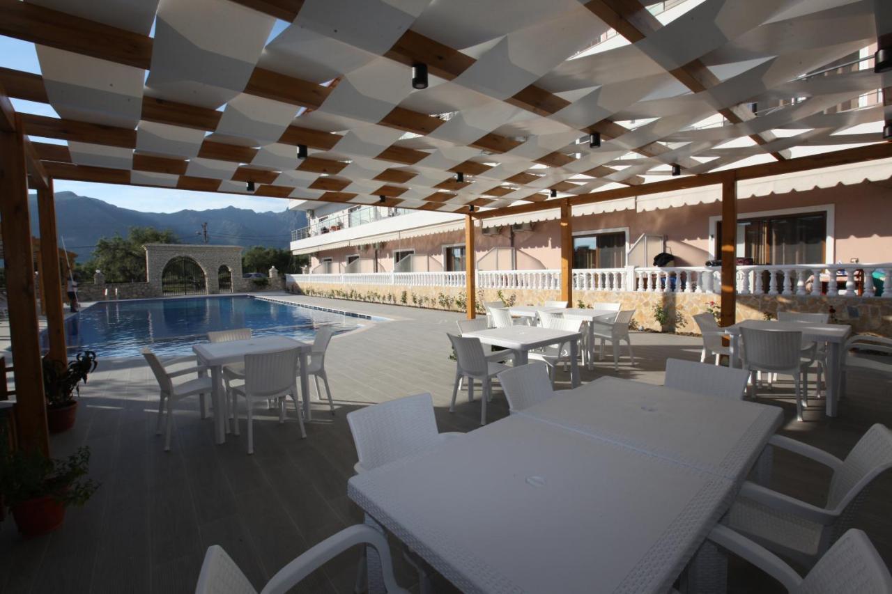 Hotel Riviera بورش المظهر الخارجي الصورة